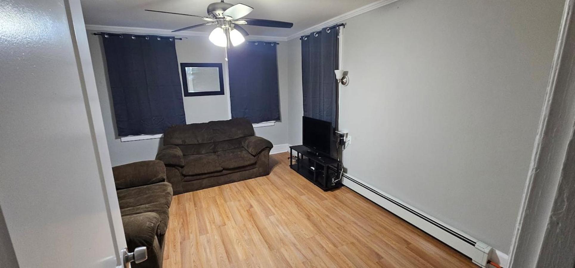 Private Apt In Middletown-Wesleyan Bagian luar foto