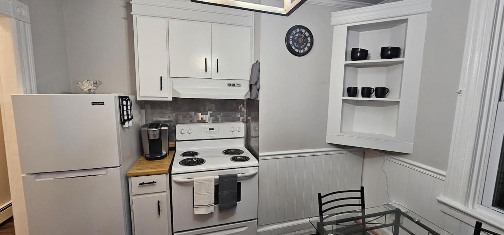 Private Apt In Middletown-Wesleyan Bagian luar foto